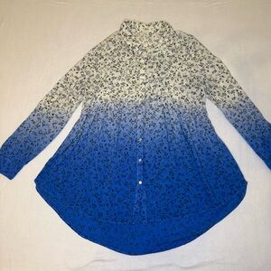 Umgee‎ Floral Blue Ombre Button-Up Shirt, Size Medium
